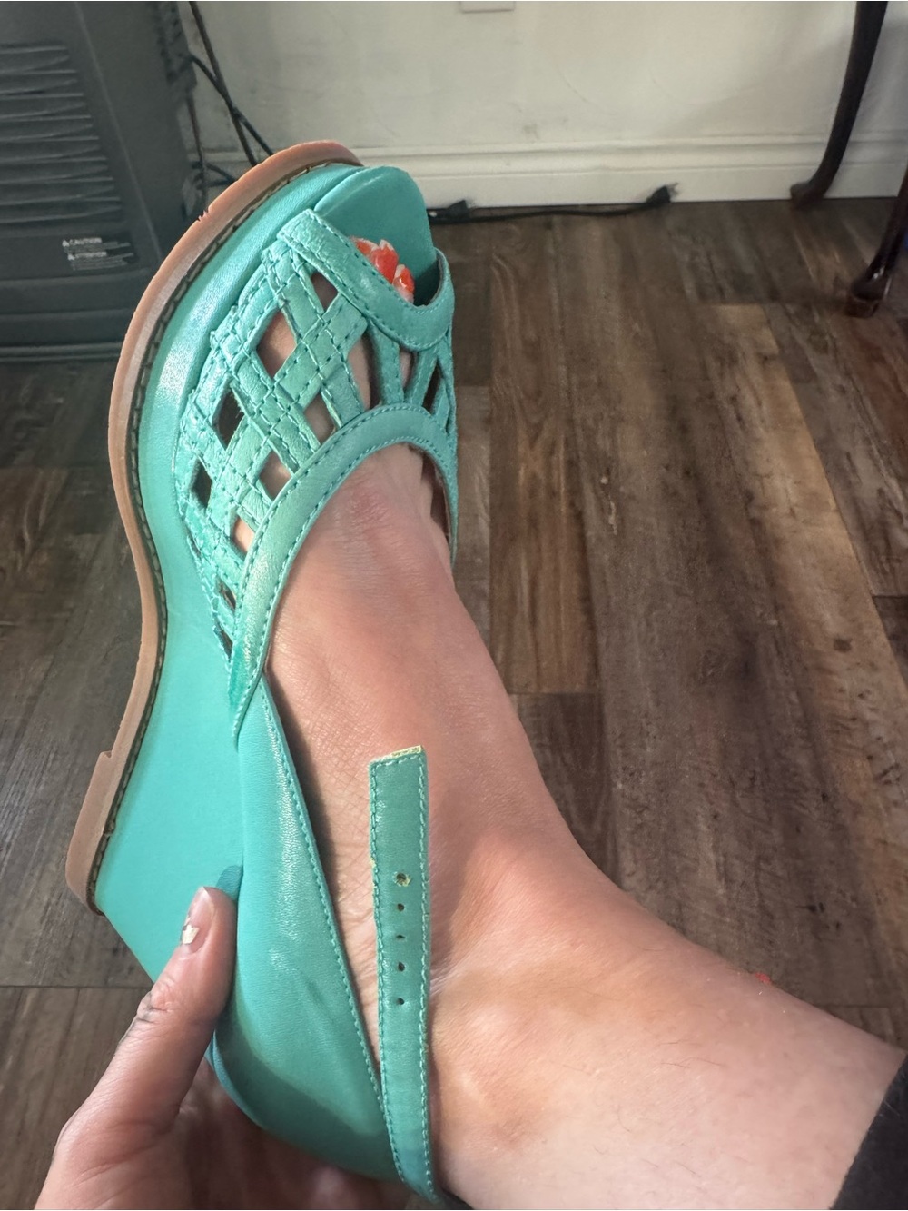 Women’s Miz Mooz size 8 Teal Wedge Sandals - Picture 10 of 10